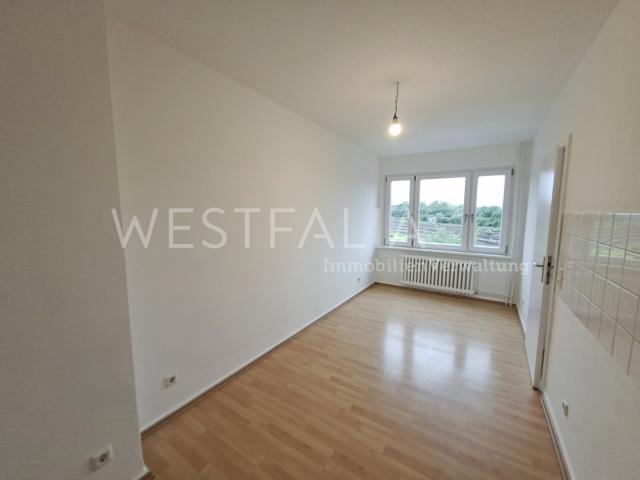 Charmante 3 Zimmer Wohnung mit Balkon