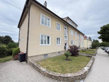 Charmante 3 Zimmer Wohnung mit Garten in Hollabrunn € 129.000,00