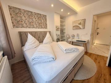 Charmante 3 Zimmer Wohnung mit hochwertiger Ausstattung und Wohlfühlcharakter