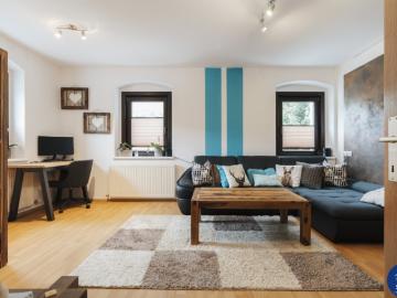 Charmante 3 Zimmer Wohnung mit Terrasse, Garten und Carport in Brixlegg zu kaufen