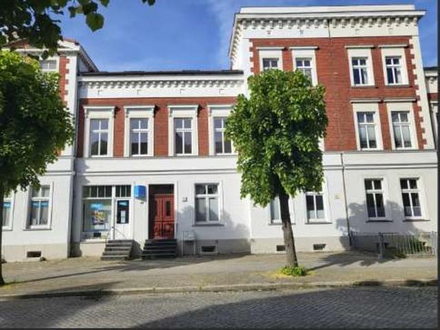 Charmante 3 Raum Altbauwohnung in gepflegtem Zustand
