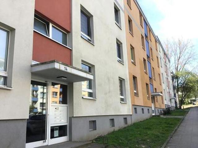 Charmante 3 Raum Wohnung mit Balkon zur Hofseite!