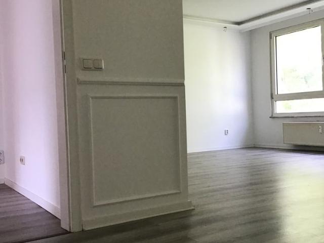 Charmante 3 Raum Wohnung mit Balkon zur Hofseite!