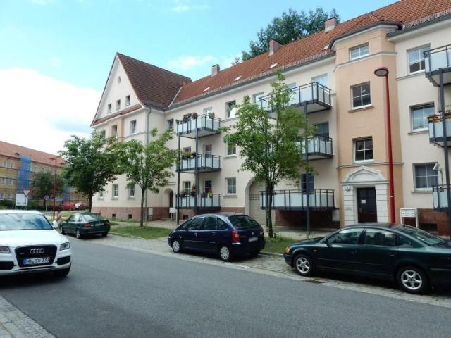 Charmante 3 Raumwohnung mit Balkon, Bad mit Fenster und Mieterkeller