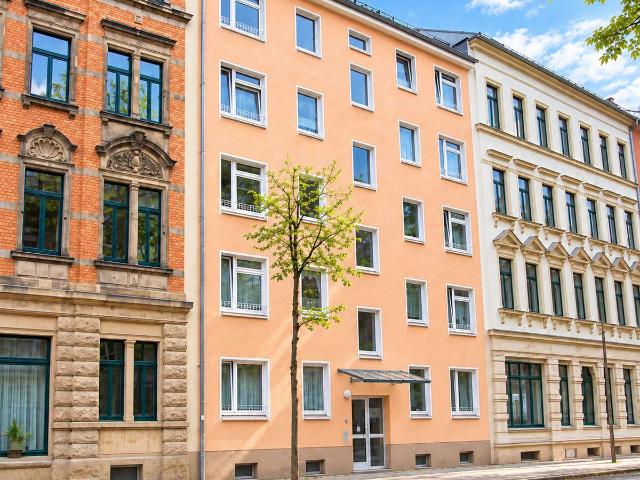 3 Raumwohnung mit Balkon im beliebten Dresden Plauen frei ab Februar 2027