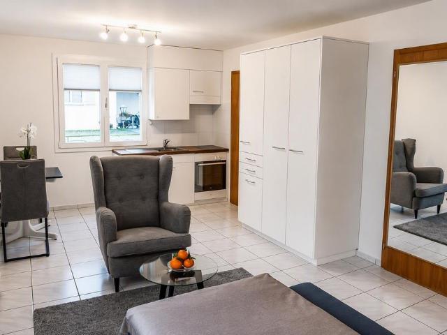 Charmante 1.5 Zimmer Wohnung mit Terasse in Domat/Ems ne