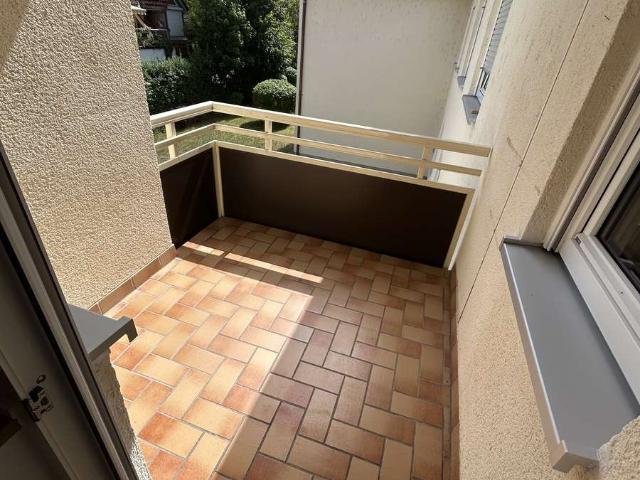 Charmante 1 ZKB Wohnung mit Balkon und Tiefgaragenstellplatz in Augsburg Göggingen