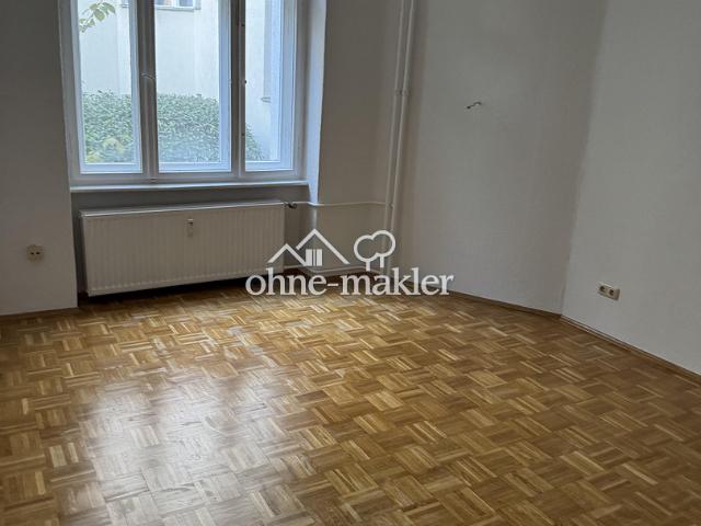 Charmante 1 Zimmer Altbauwohnung in Steglitz