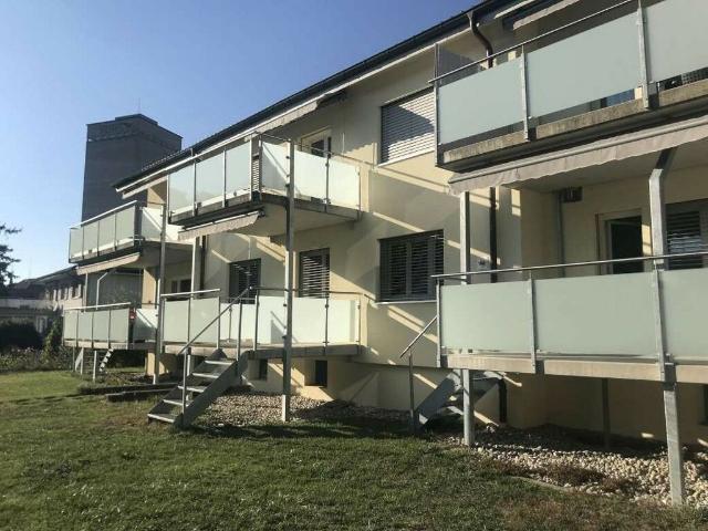Charmante 1 Zimmer Dachwohnung in Fraubrunnen