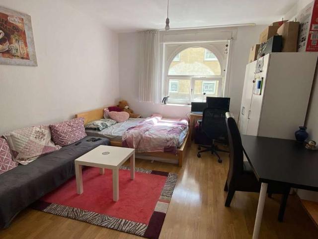 Charmante 1 Zimmer Wohnung im denkmalgeschützten Altbau in Stuttgart Ost