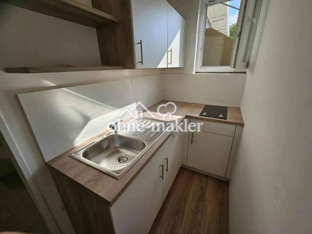 Charmante 1 Zimmer Wohnung in zentraler Lage mit lichtdurchflutetem Wohnbereich