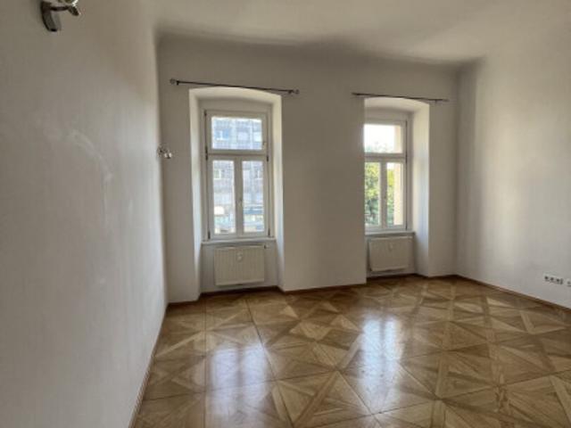 Charmante 1 Zimmer Wohnung mit Balkon in zentraler Lage
