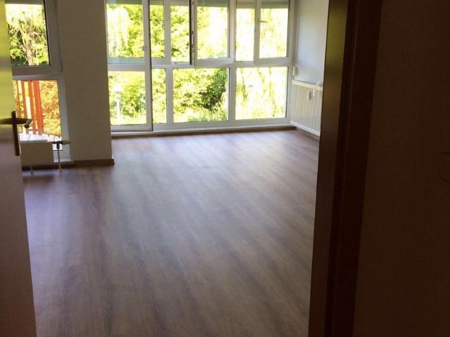 Charmante 1 Zimmer Wohnung mit Balkon und Tiefgarage in Erding Klettham