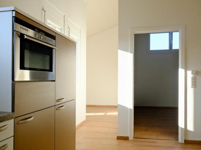Charmante 2.5 Zimmer Wohnung mit Aussicht ins Grüne in Aesch BL