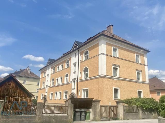 Charmante 2,5 Zimmer Wohnung am Rande der Halleiner Altstadt!