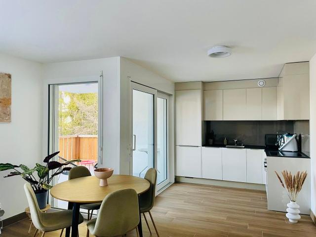 Charmantes 2,5 Zimmer Apartment zu vermieten für ein Jahr
