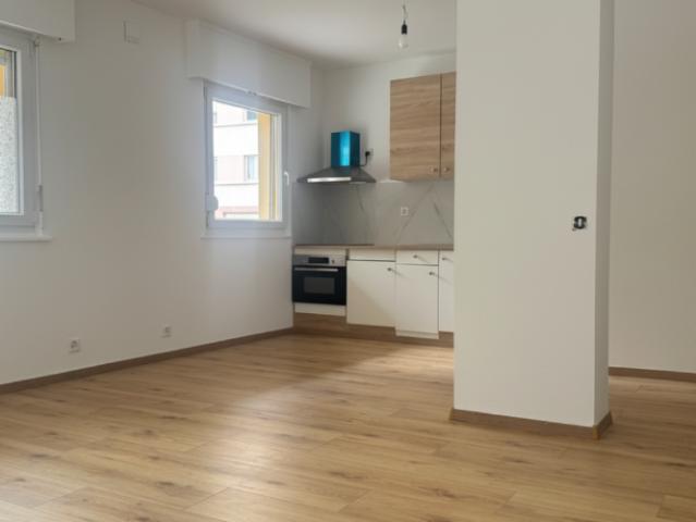 Charmante 2.5 Zimmer Wohnung im Herzen von Clarens