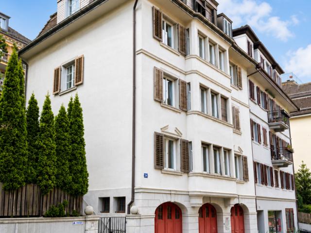 Charmante 2.5 Zimmer Wohnung im Zürcher Hochschulquartier