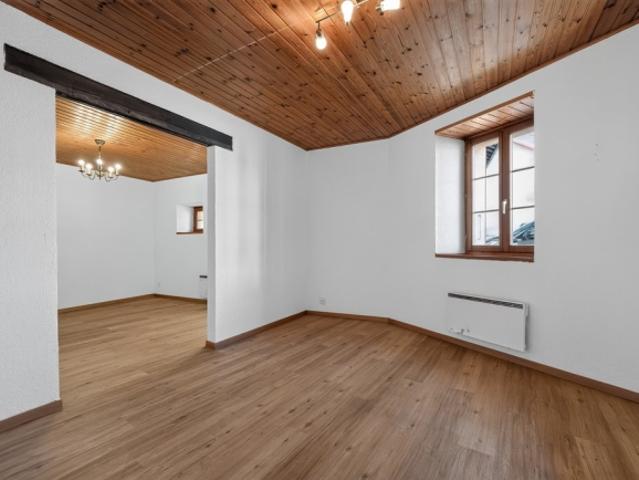 Charmante 2,5 Zimmer Wohnung in Denges