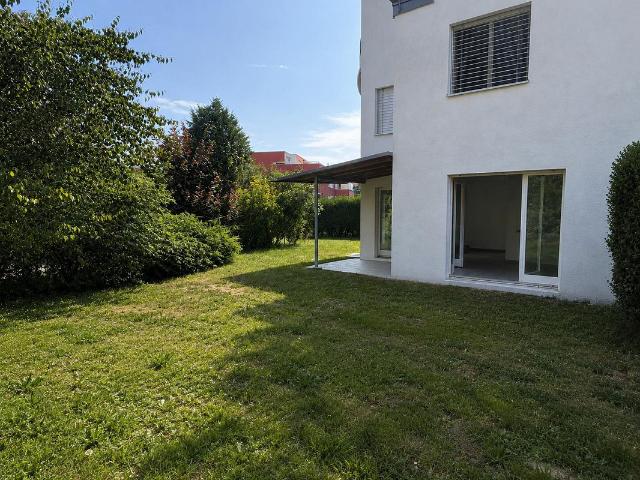 Charmante 2.5 Zimmer Gartenwohnung
