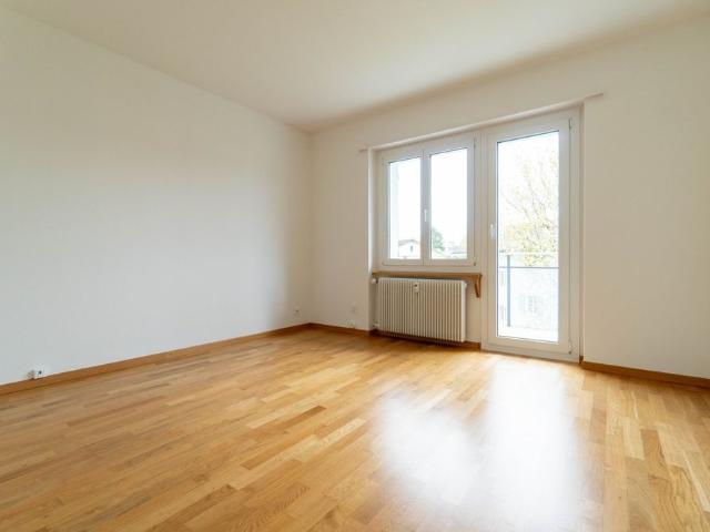 Charmante 2.5 Zimmerwohnung mit Balkon zentral in Zollikofen