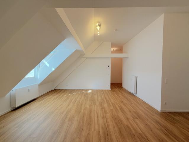 Charmante 2 ZKB DG Wohnung im Herzen von Landau zur Miete