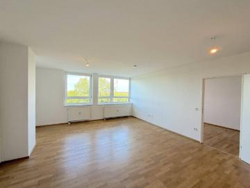 Charmante 2 Zi Wohnung direkt an der Donau