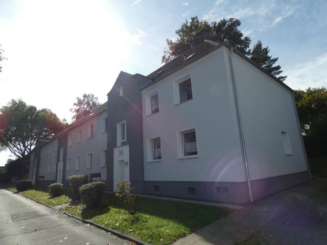 Charmante 2 Zi. Wohnung zzgl. Mansarde in grüner Lage!