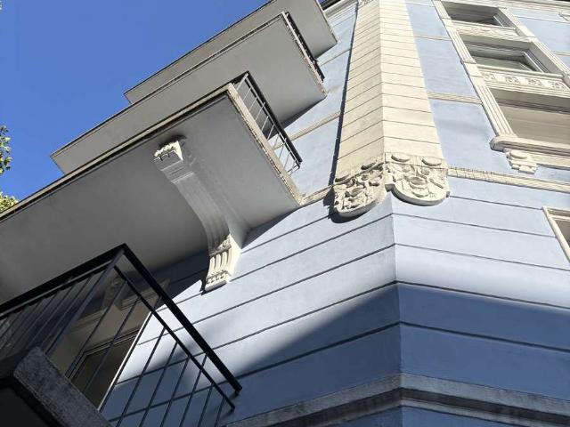 Charmante 2 Zi. Altbau Wohnung mitten in Eimsbüttel mit sonnigem Balkon, frei und von privat