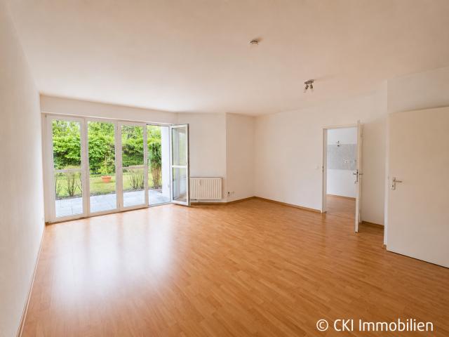 Charmante 2 Zi. Gartenwohnung mit Terrasse in München Hadern – ruhig gelegen & nur 600 Meter zur U6!