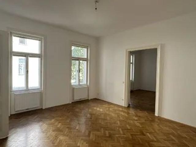 Charmante 2 Zimmer Altbauwohnung in zentraler Lage des 9. Bezirks