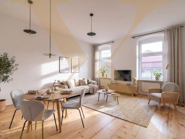 Charmante 2 Zimmer Altbauwohnung mit Balkon nahe der Linzer Promenade zu vermieten!