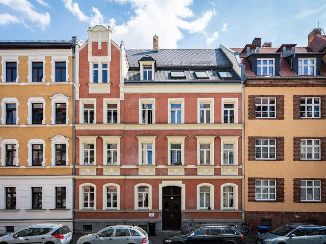 Charmante 2 Zimmer Altbauwohnung mit Balkon im beliebten Altlindenau