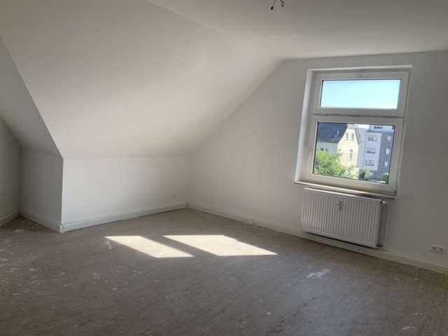 Charmante 2 Zimmer Altbauwohnung mit bester Aussicht in Herne