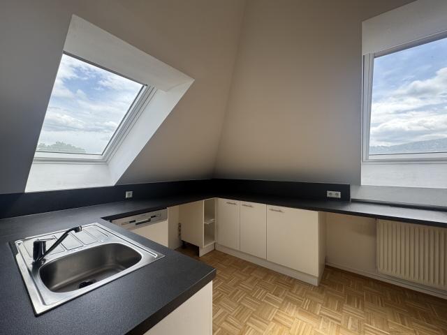 Charmante 2 Zimmer Dachgeschosswohnung im Wohnhof LKH | 8700 Leoben