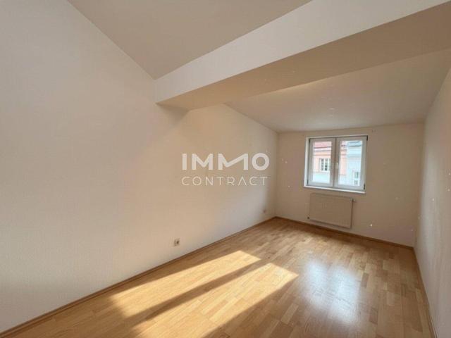 Charmante 2 Zimmer DG Wohnung mit Fernblick in 1160 Wien, €199.000,, Top Zustand!