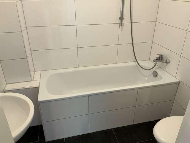 Charmante 2 Zimmer Etagenwohnung in Velbert – 63,35 m², 2. Etage rechts