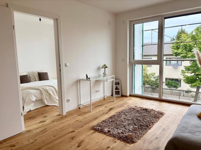 ERSTBEZUG | Moderne 2 Zimmer Wohnung mit Loggia, Fußbodenheizung & niedrigen Energiekosten