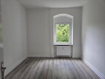 Charmante 2 Zimmer Wohlfühloase mit Balkon hell und gemütlich