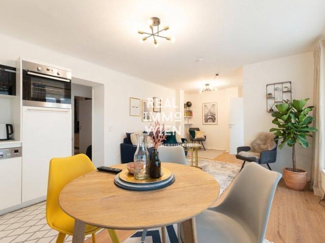 Charmante 2 Zimmer Wohnung, U Bahn Nähe, ideal für Singles oder Paare! Beherbergungsgenehmigung VORHANDEN