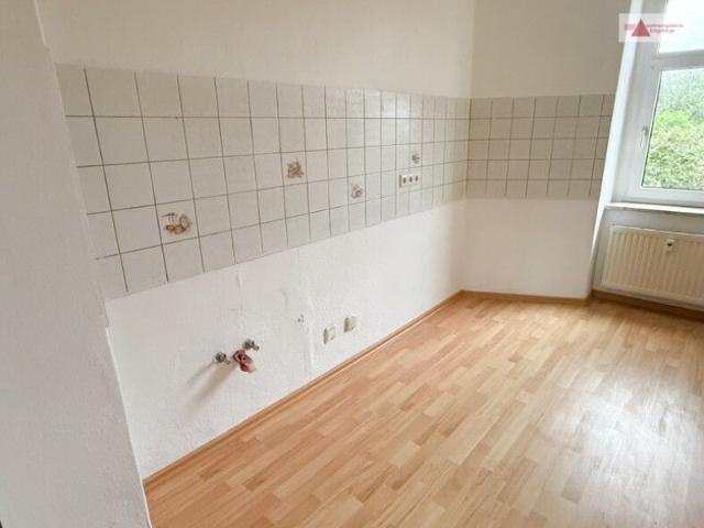 Charmante 2 Zimmer Wohnung zentral in Zwönitz!