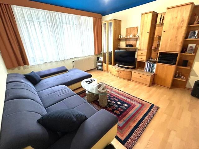 Charmante 2 Zimmer Wohnung direkt am Wielandpark – mit Stellplatz und Grünblick!