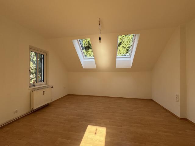 Charmante 2 Zimmer Wohnung im Dachgeschoss | Erstbezug nach Sanierung | Graz St. Peter