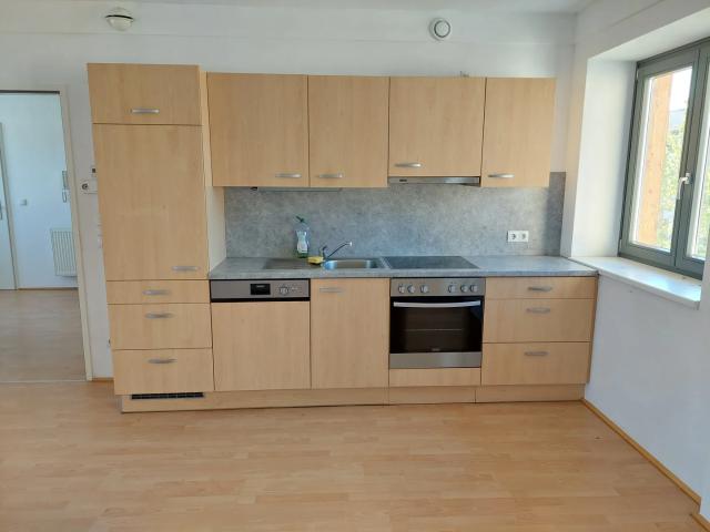 Charmante 2 Zimmer Wohnung in Viehdorf, 69m², Stellplatz, gepflegt, Miete €877,51