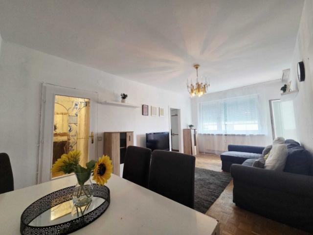 Charmante 2 Zimmer Wohnung mit Balkon Nähe Citypark