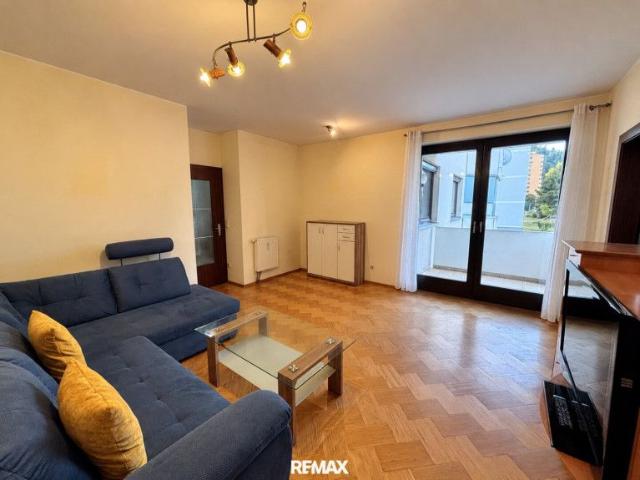 Charmante 2 Zimmer Wohnung mit Balkon in gepflegter Wohnanlage