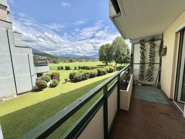 2 Zimmer Wohnung mit Balkon und TG Stellplatz ideal zum Gestalten nach Ihren Wünschen