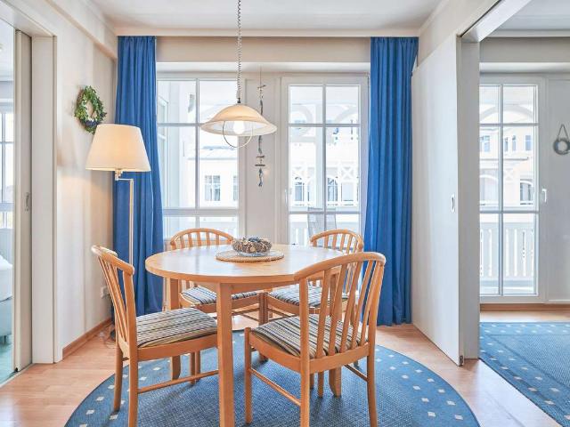Charmante 2 Zimmer Wohnung mit Balkon in Sellin