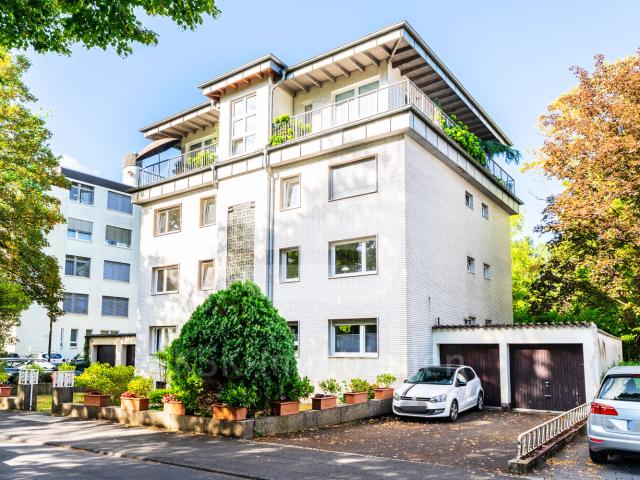 Charmante 2 Zimmer Wohnung mit Balkon in zentraler Lage!