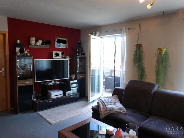 Charmante 2 Zimmer Wohnung mit Balkon und Tiefgaragenstellplatz in Sulz Kastell